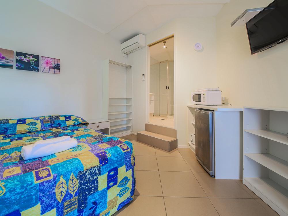 Marlin Motel Biggera Waters Bagian luar foto
