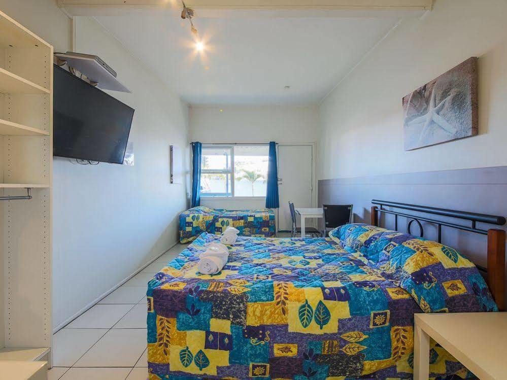 Marlin Motel Biggera Waters Bagian luar foto